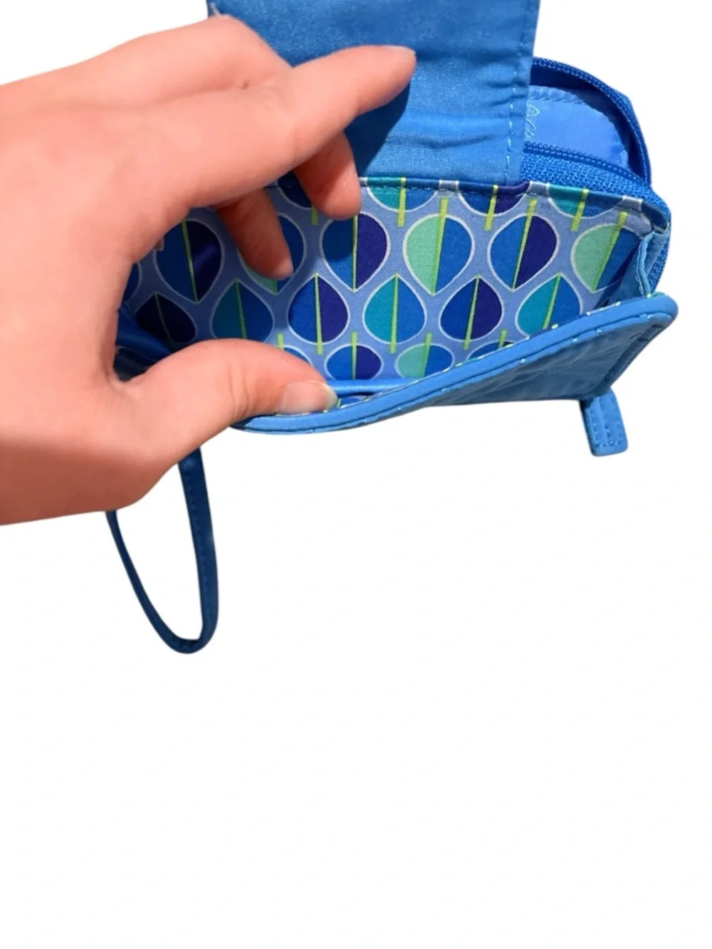 Vera Bradley Quilted Blue Wristlet Wallet - Picture 4 of 4